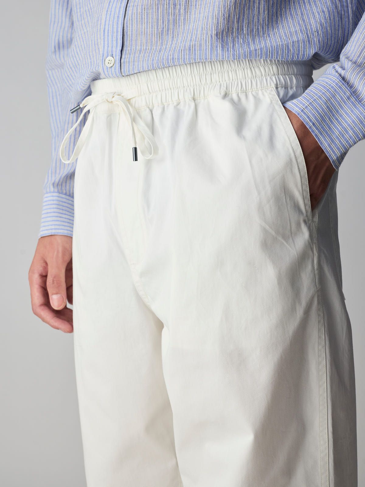 IT.026.17.205 RELAXED FIT DRAWSTRING TROUSERS - image 3