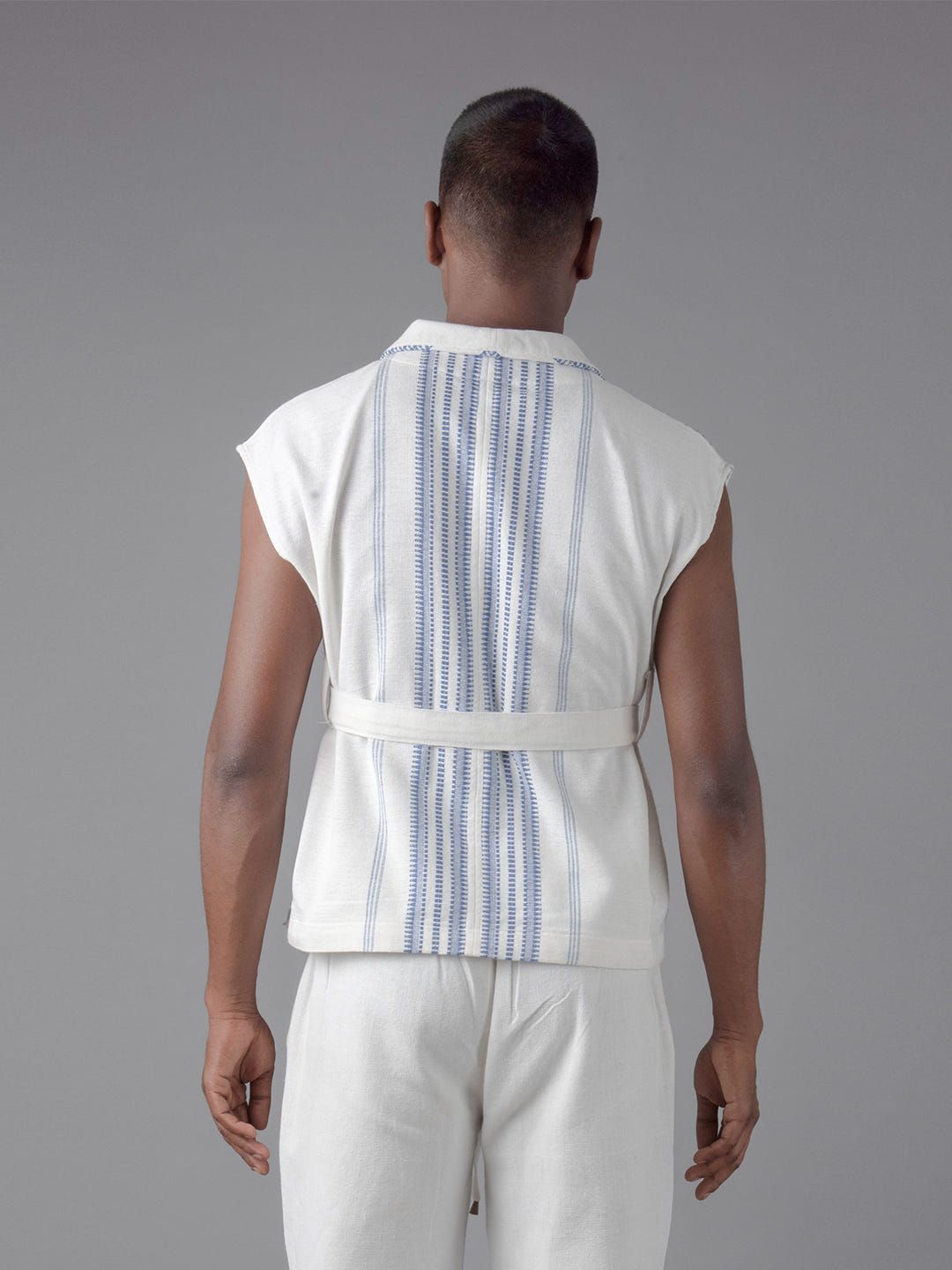 Sleeveless Shacket - image 3