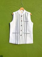 Saal Half Jacket view 1