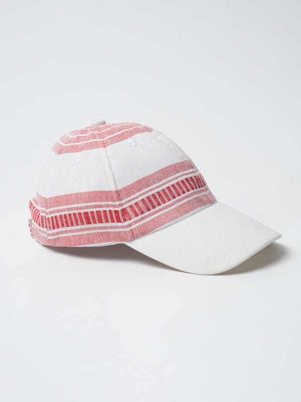 Johargram — Pindhna cap Coral