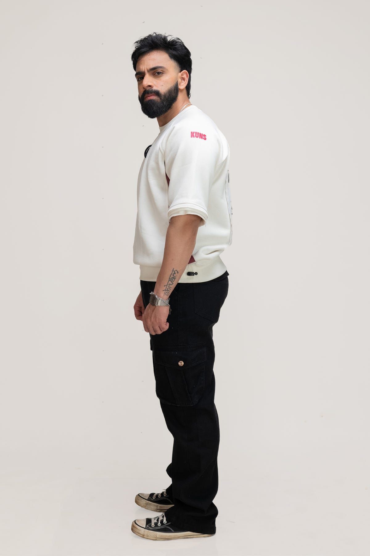 MESSY HEADS OFF-WHITE UNISEX SWEATSHIRT - image 2