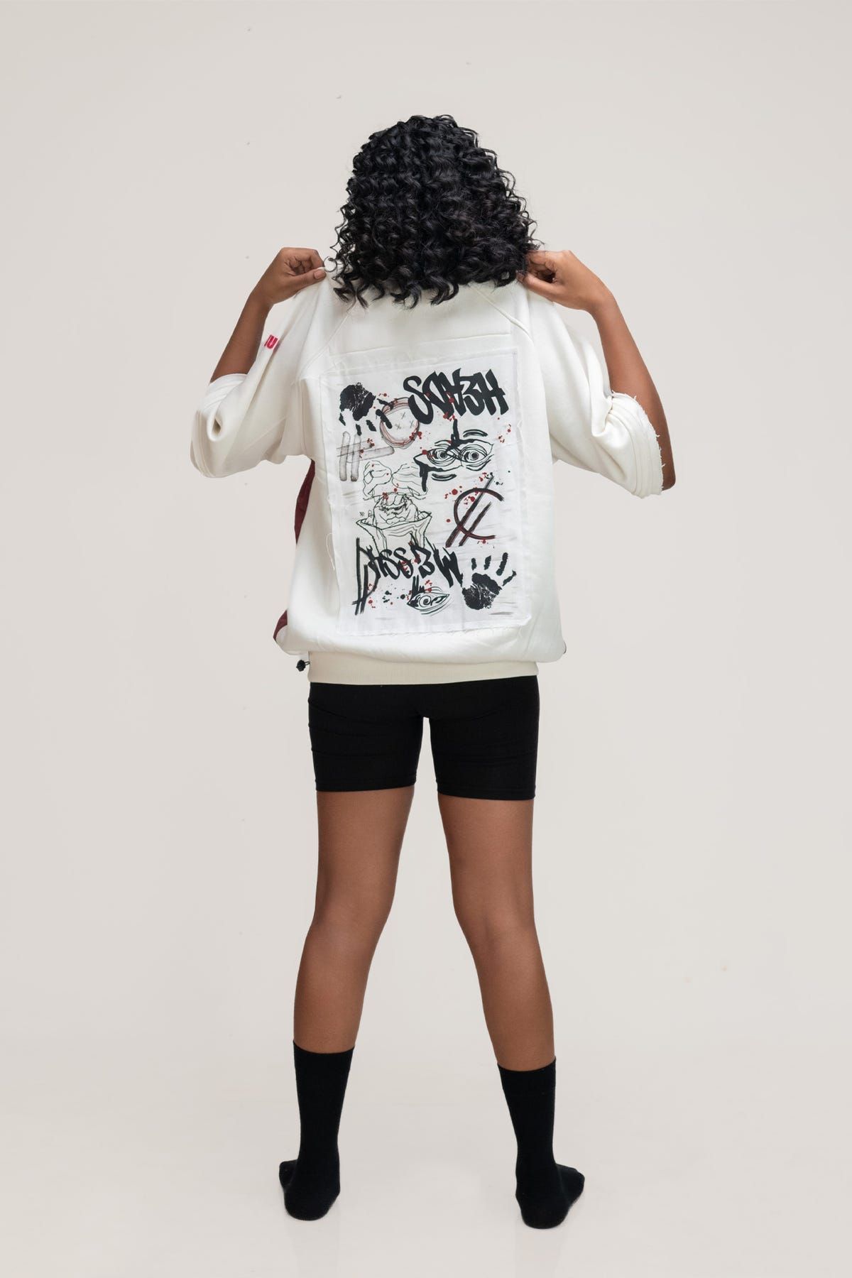 MESSY HEADS OFF-WHITE UNISEX SWEATSHIRT - image 8