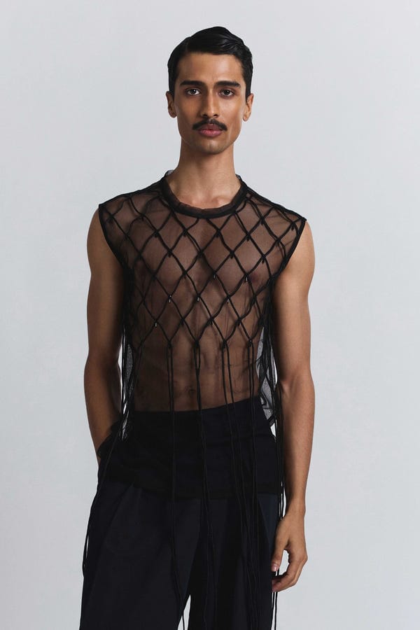 Line out Line — Netted Grid Vest