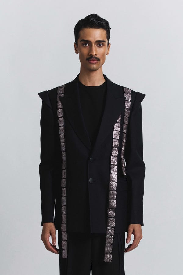 Line out Line — Black Chrome Band Blazer