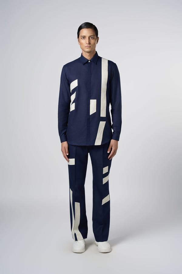 Line out Line — Linear Patch Shirt Midnight