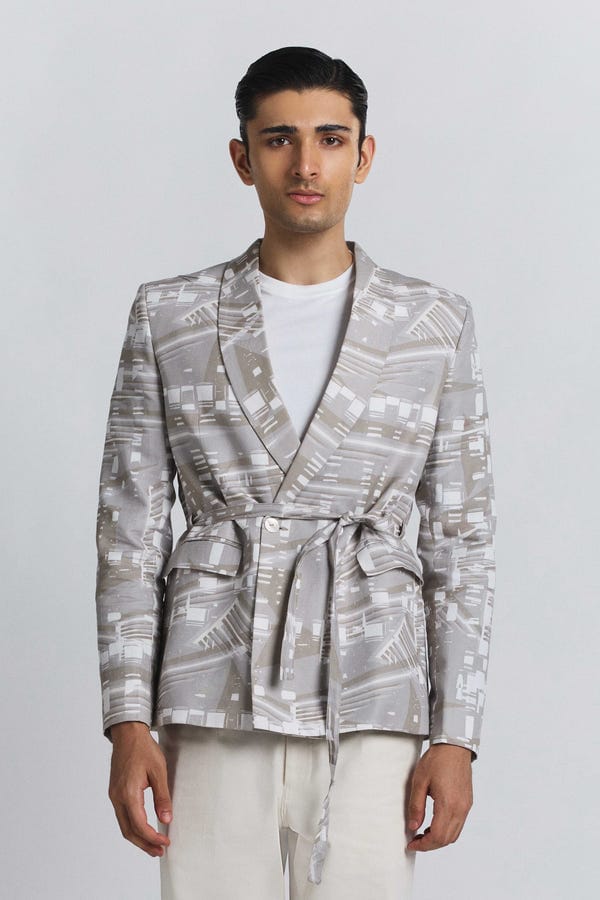 Line out Line — Contour Grid Belted Blazer