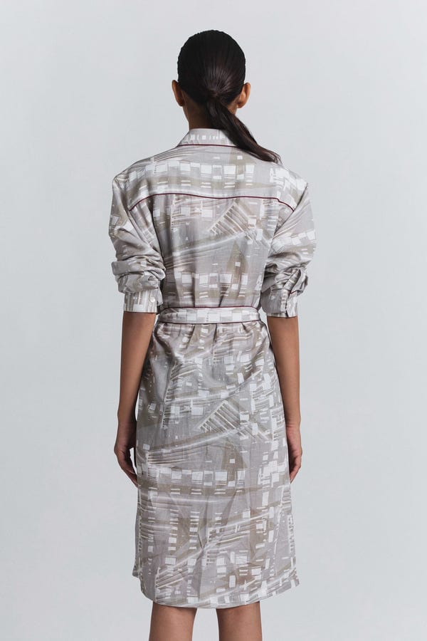 Line out Line — Contour Grid Shirt Dress