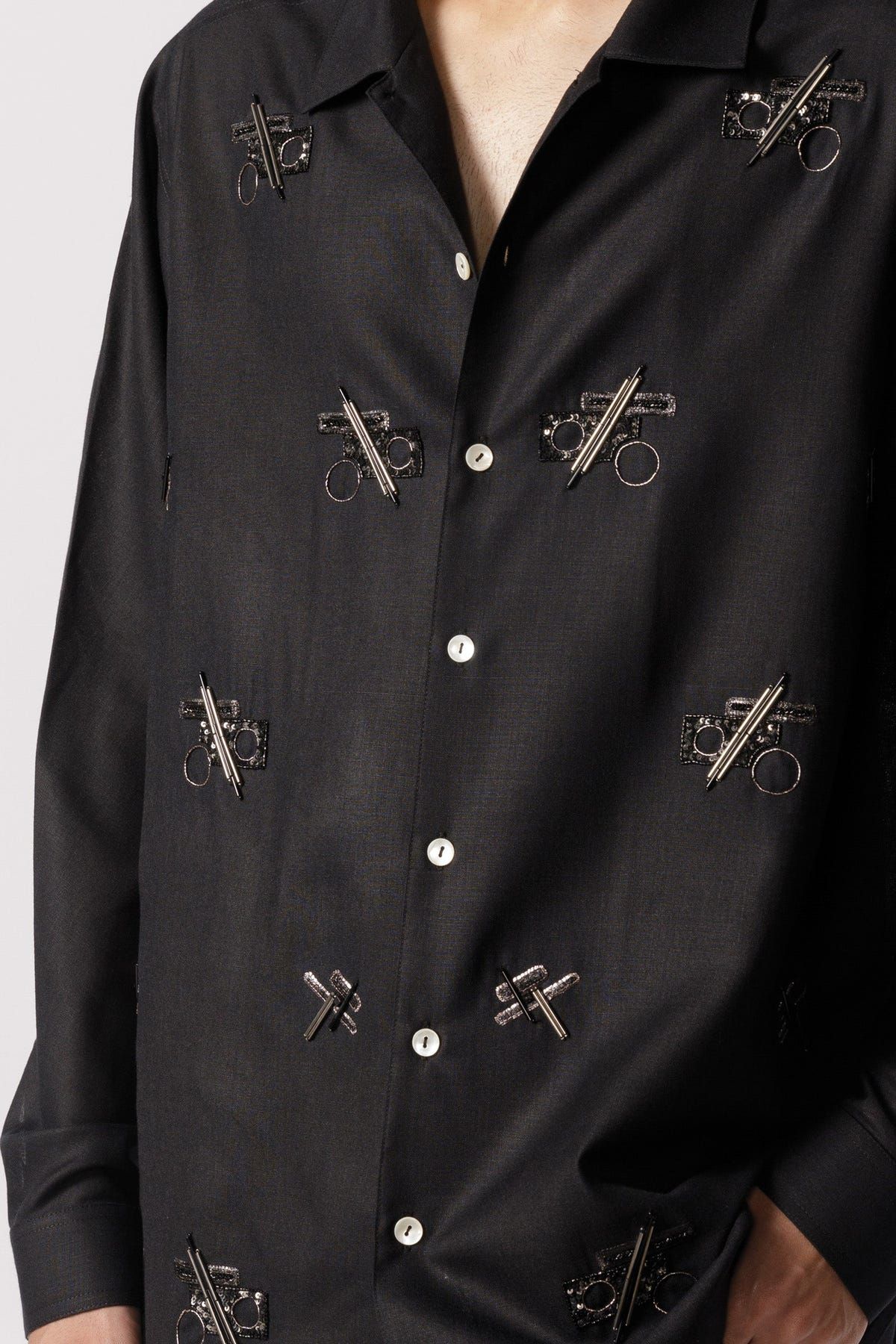 Oversized embroidered shirt(black) - image 3