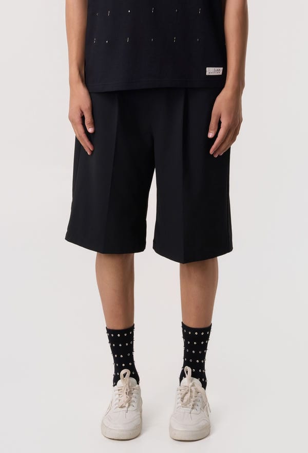 Line out Line — Axis Pleat Wide Shorts