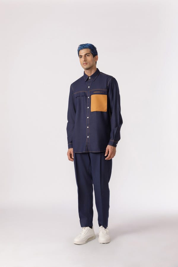 Line out Line — Contrast patch pocket shirt
