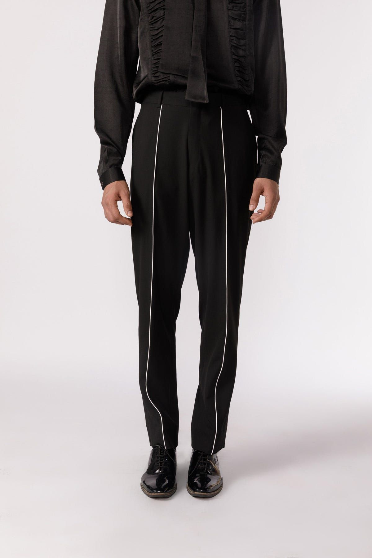Contrast piping pants - image 1
