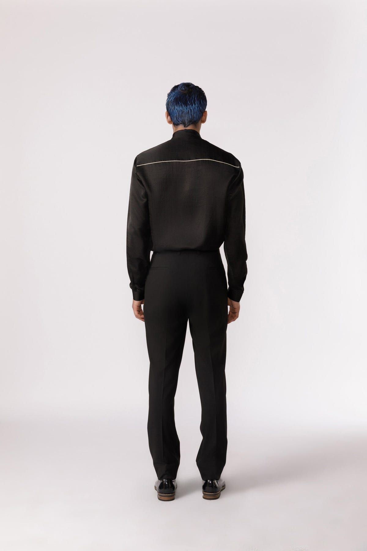 Contrast piping pants - image 4