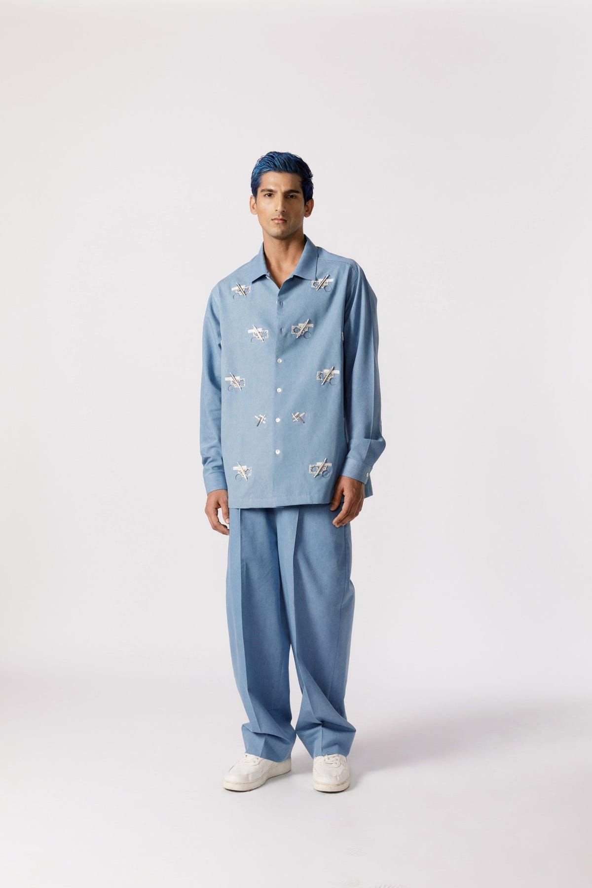 Oversized embroidered shirt - image 4