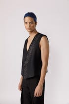 Embroidered vest view 4