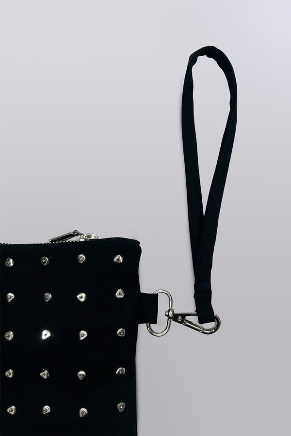 Line out Line — Rivetline Clutch (Black)