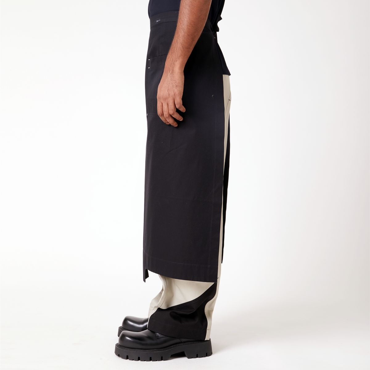 Canopy Apron- BL - image 3