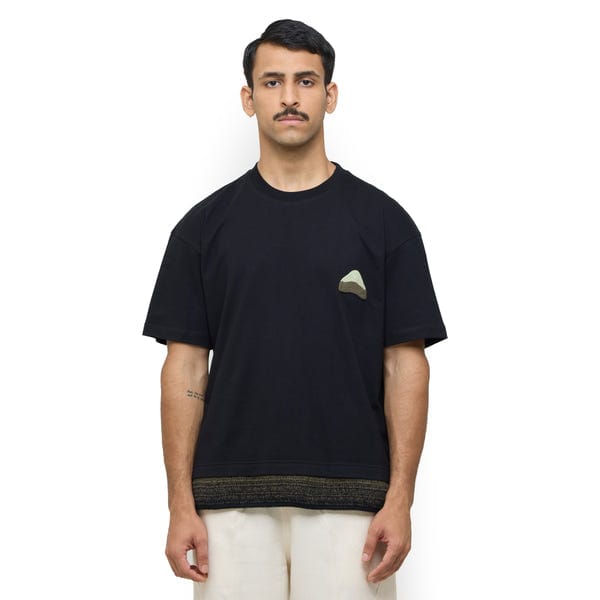 MARGN — Stratum T-Shirt- BL