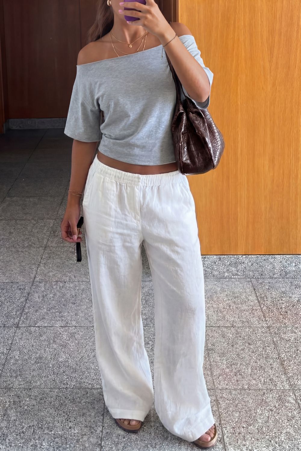 Late Checkout Off Shoulder Grey - image 5