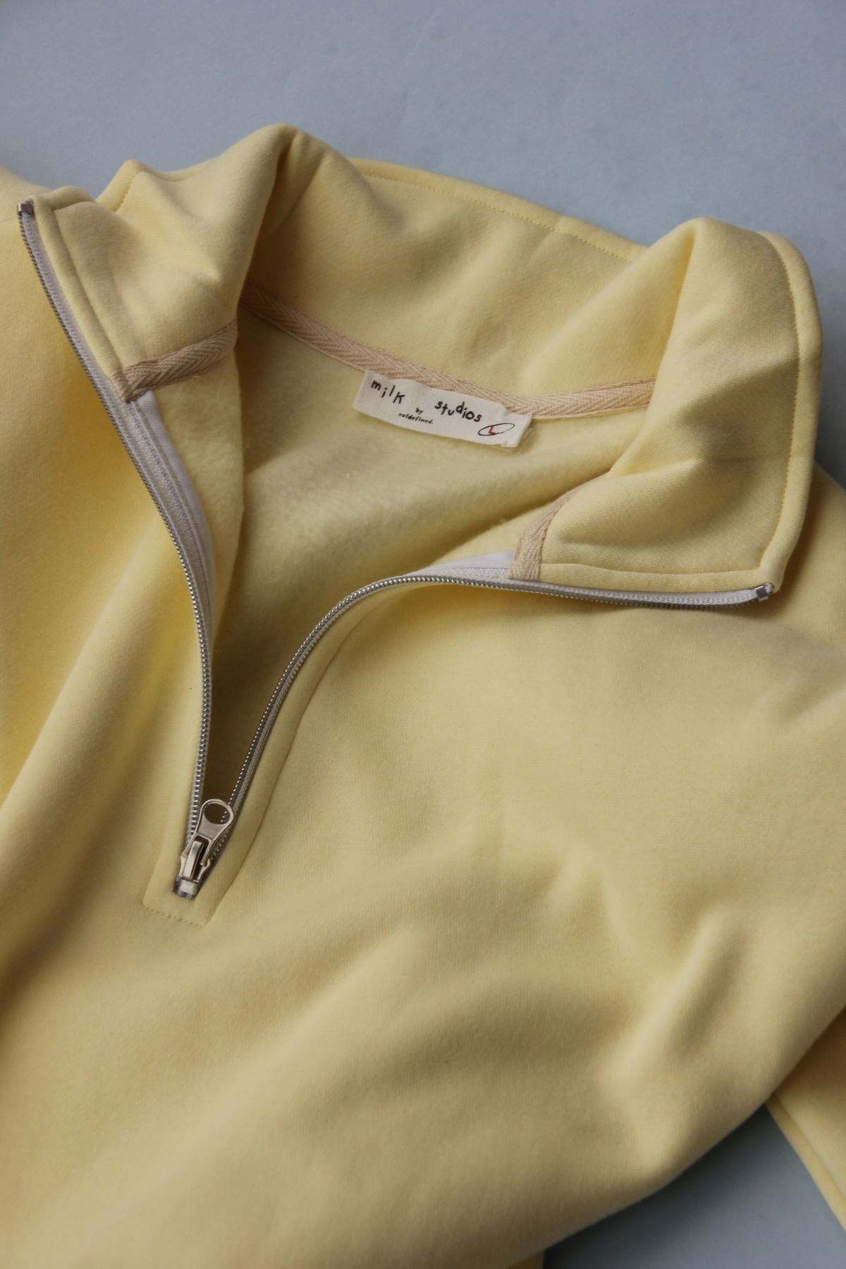 Butter Cream Quarter Zipper - image 4