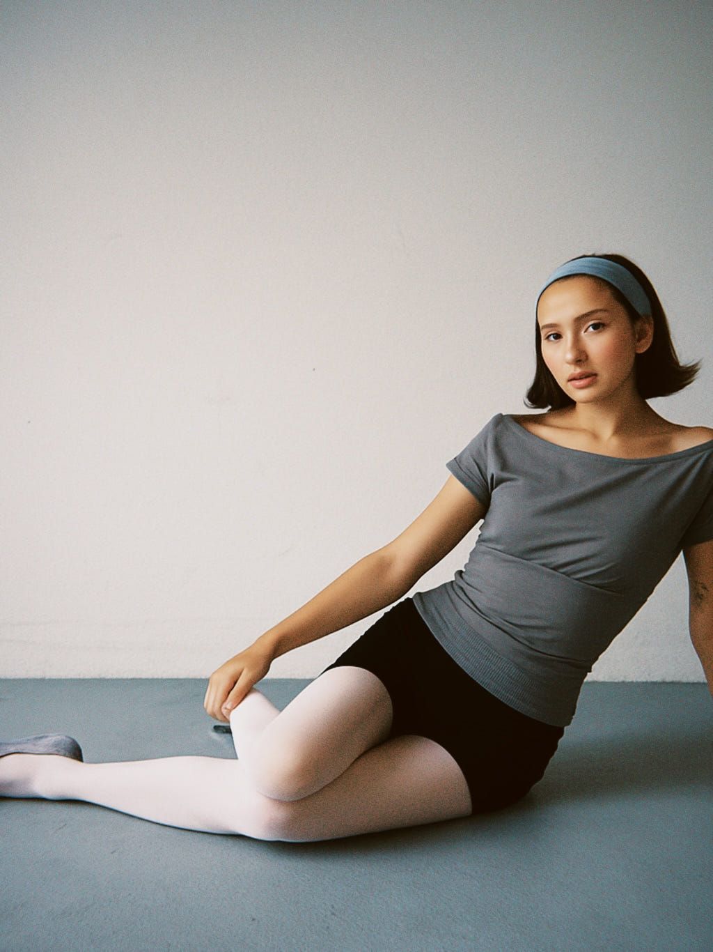 Slouch Grey - image 8