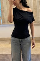 Slouch Black view 1