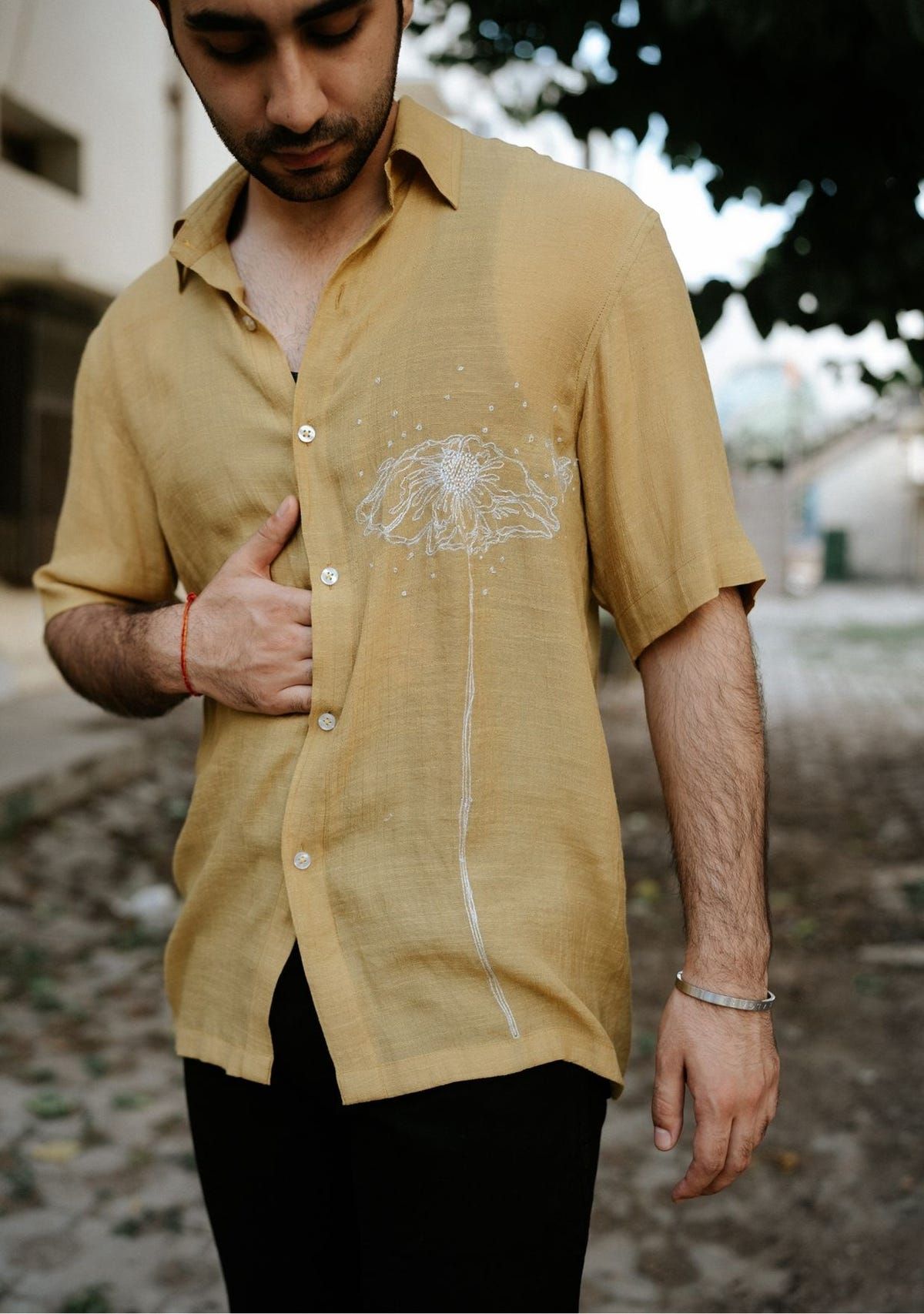 FLOWER BEE SHIRT - image 1