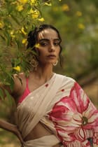 Hibiscus Crepe Saree view 4