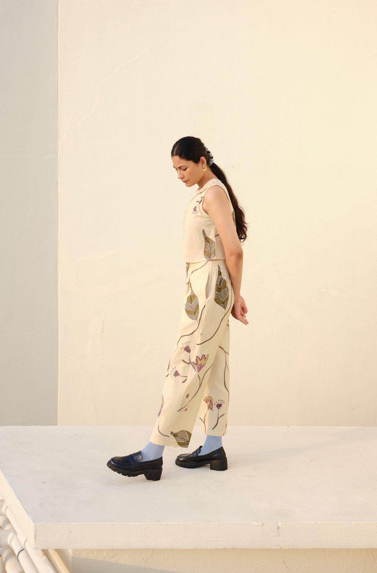 Kurinji Creeper Trousers - image 4
