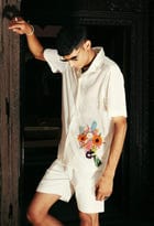 Bouquet hand embroidered Shirt view 5