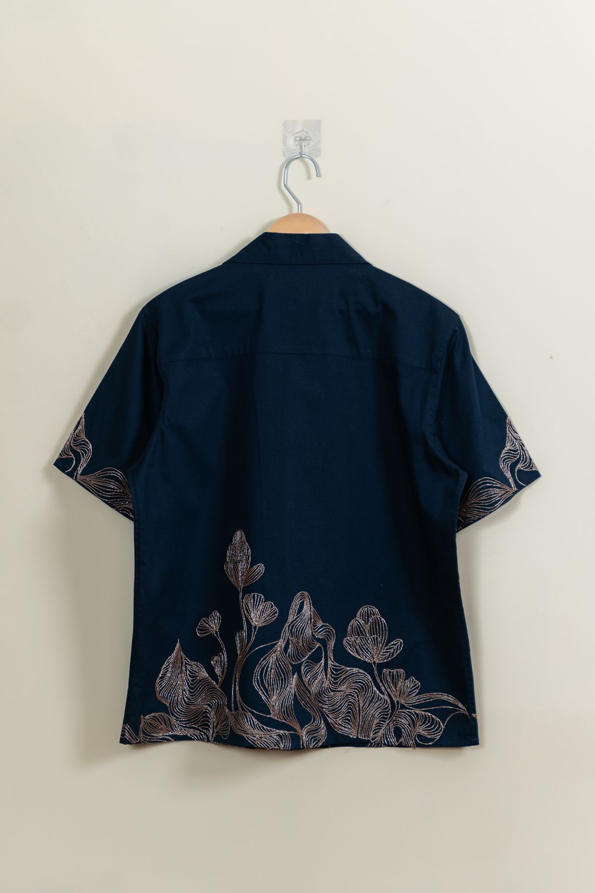 Abstract embroidered shirt - image 4