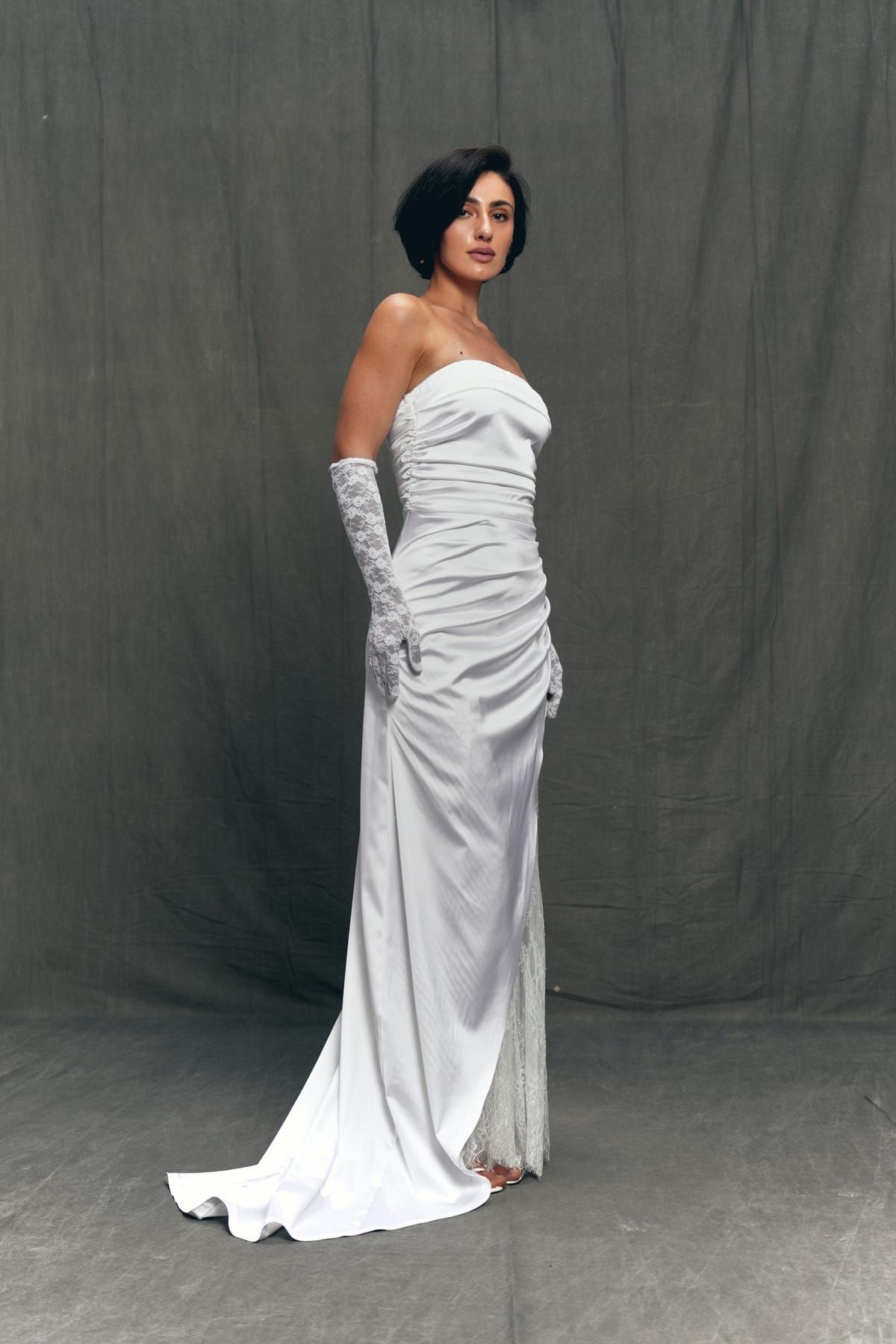 Alice Gown - image 3