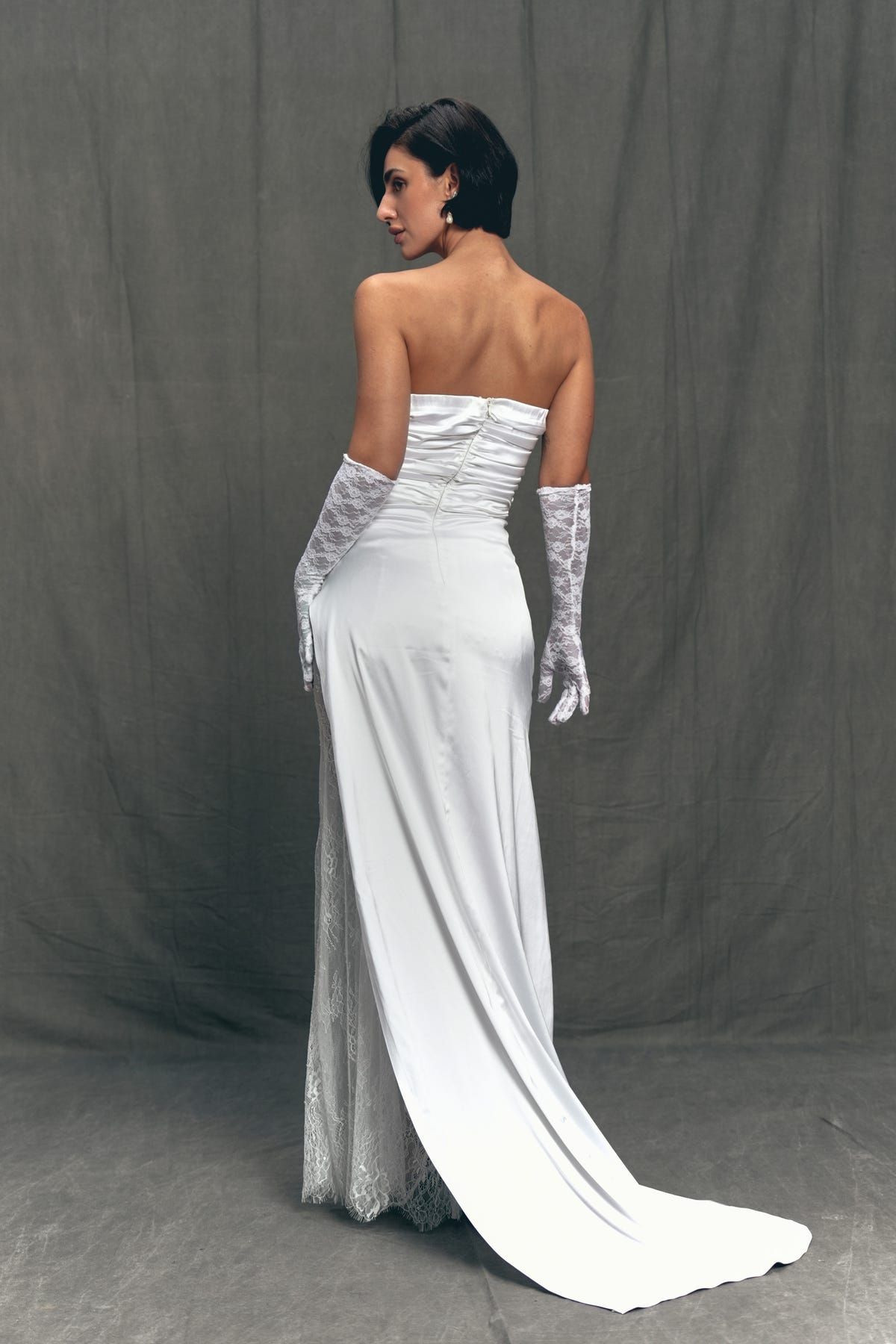 Alice Gown - image 5