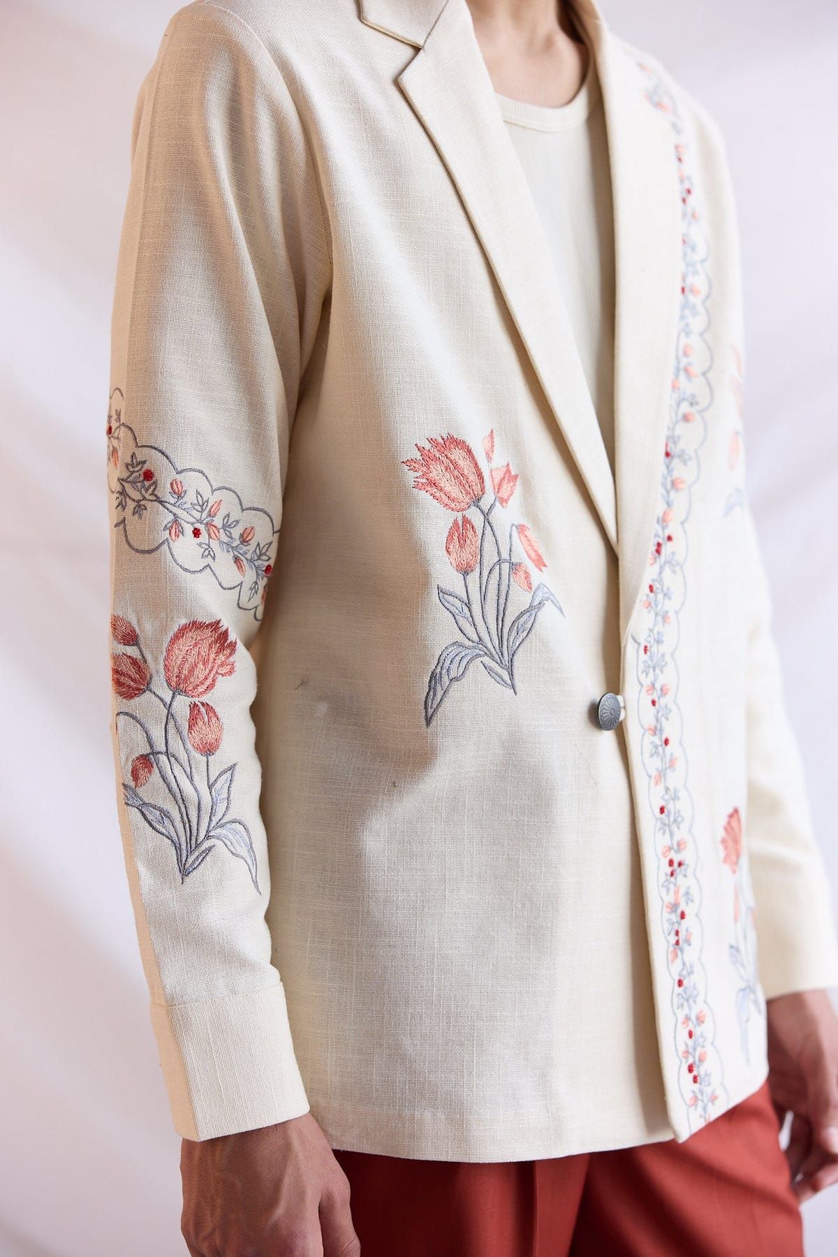 Vintage floral hand embroidered resort blazer - image 5