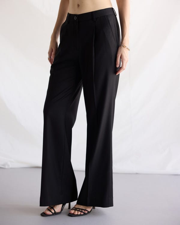 Perte D'ego — Black Flayered Pants