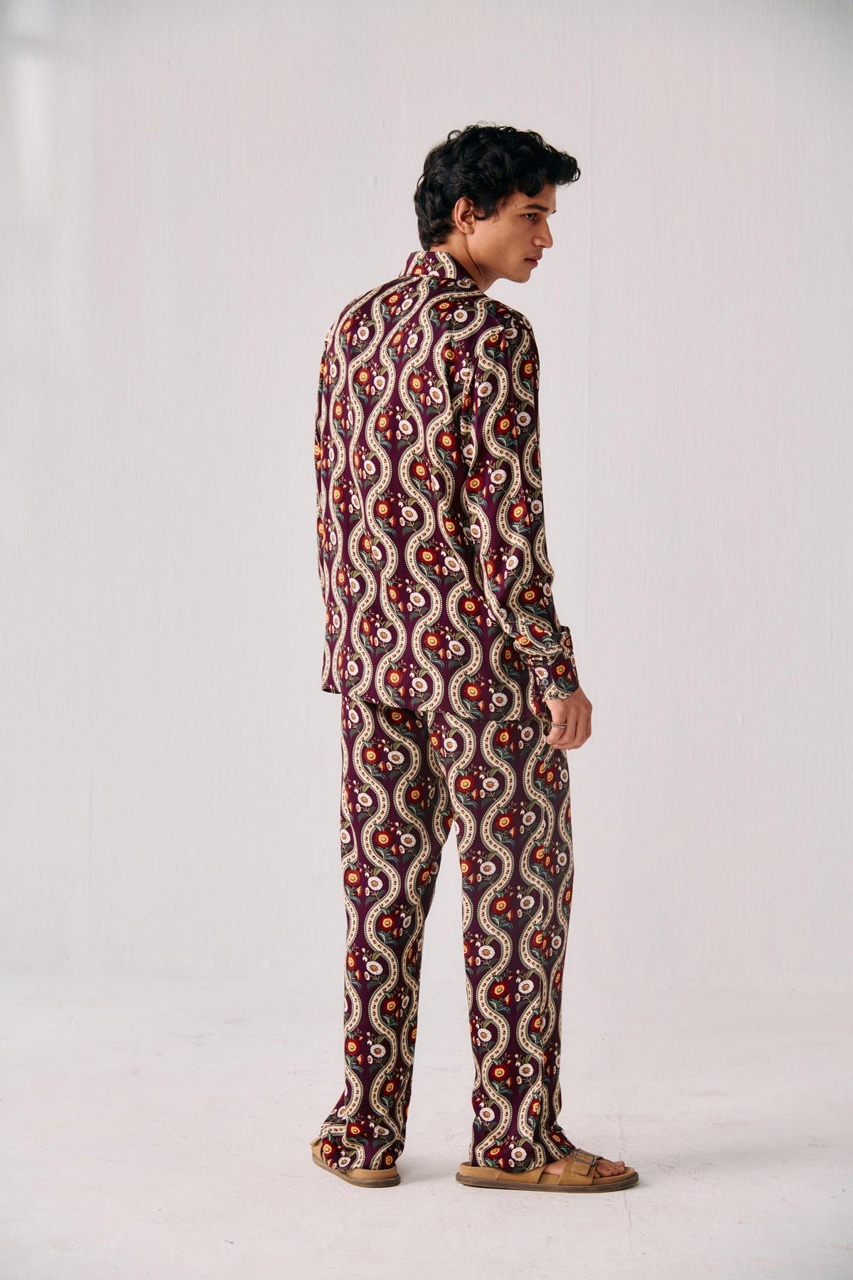 Wavy floral full sleeves shirt - image 4