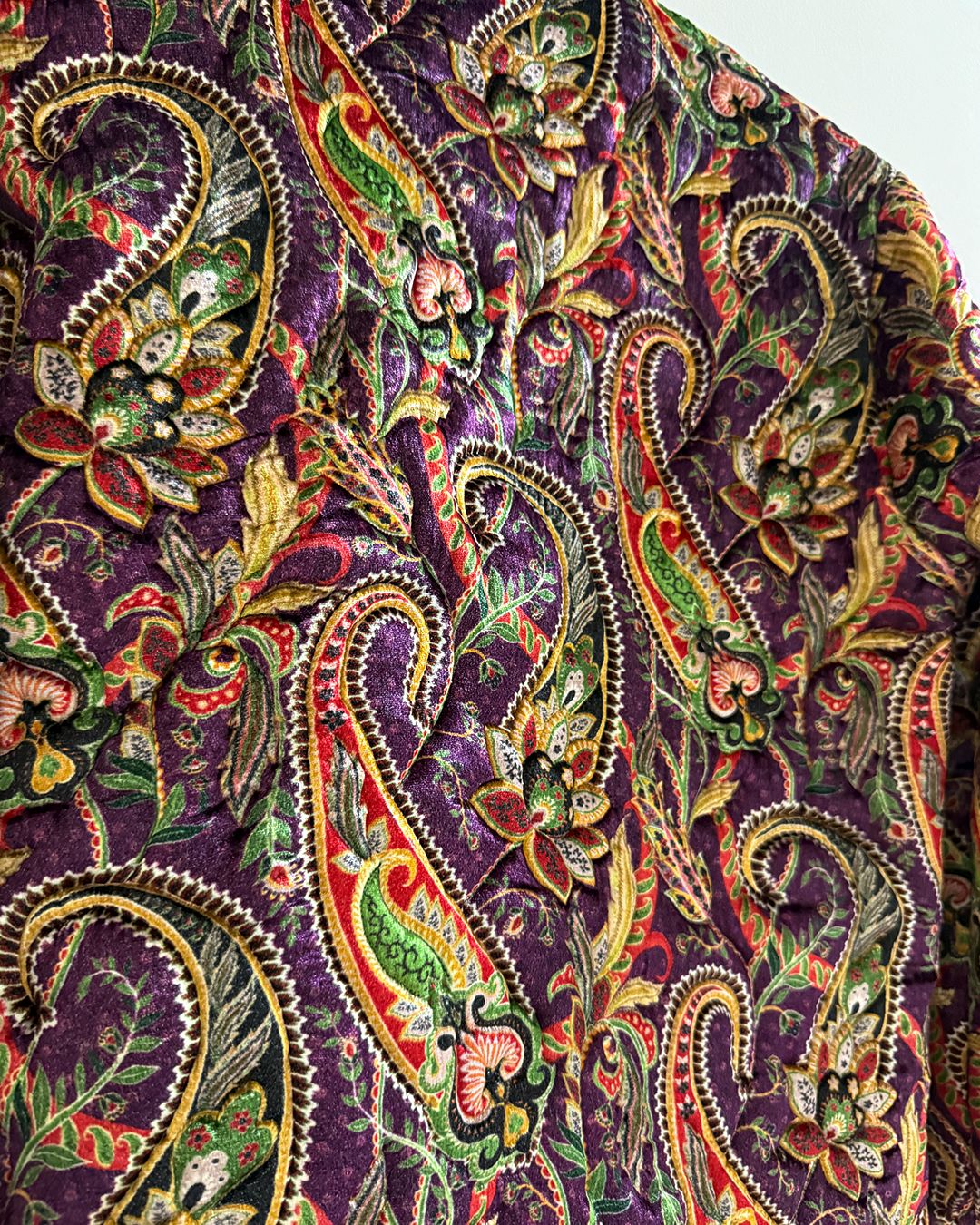 "Purple paisley" quilted jacket - image 2