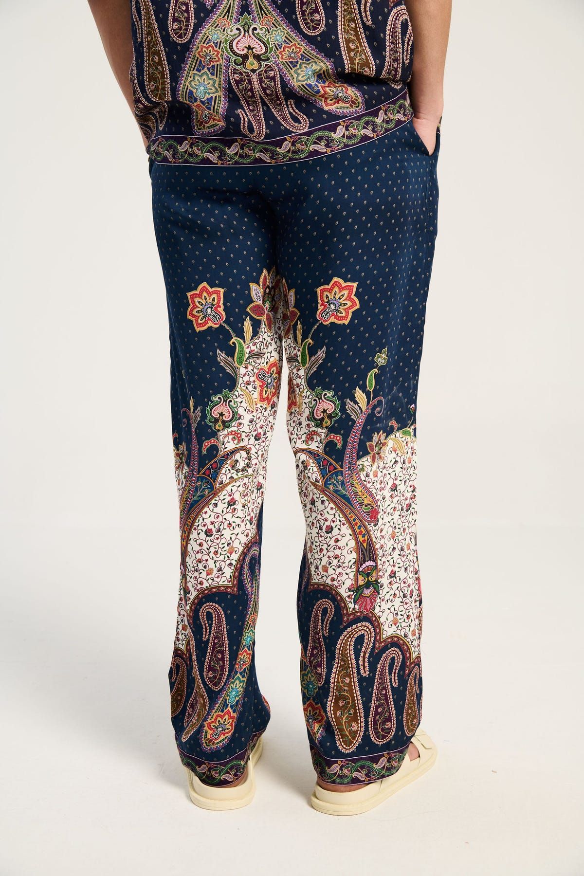 Midnight paisley lounge pants - image 4