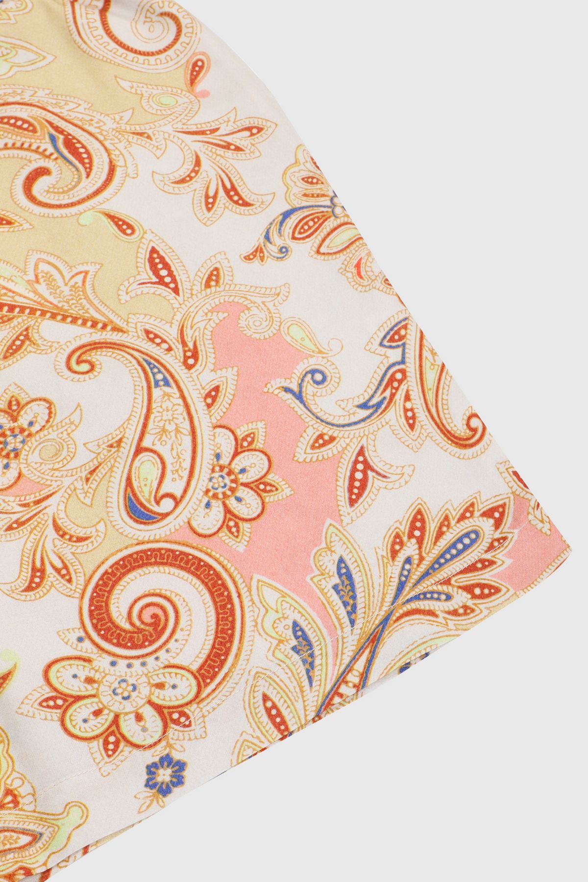 Royal paisley shorts - image 3