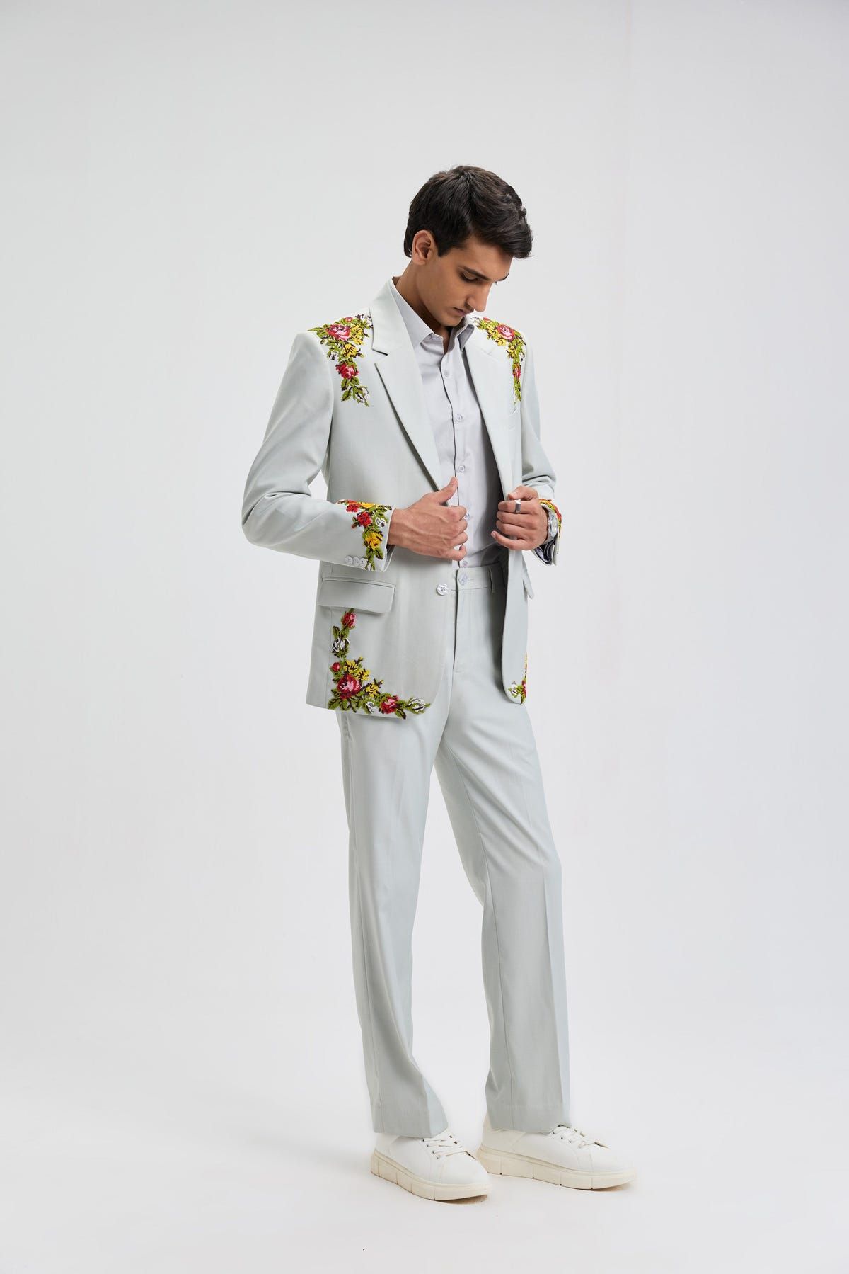 "Versailles Garden" hand embroidered blazer - image 6
