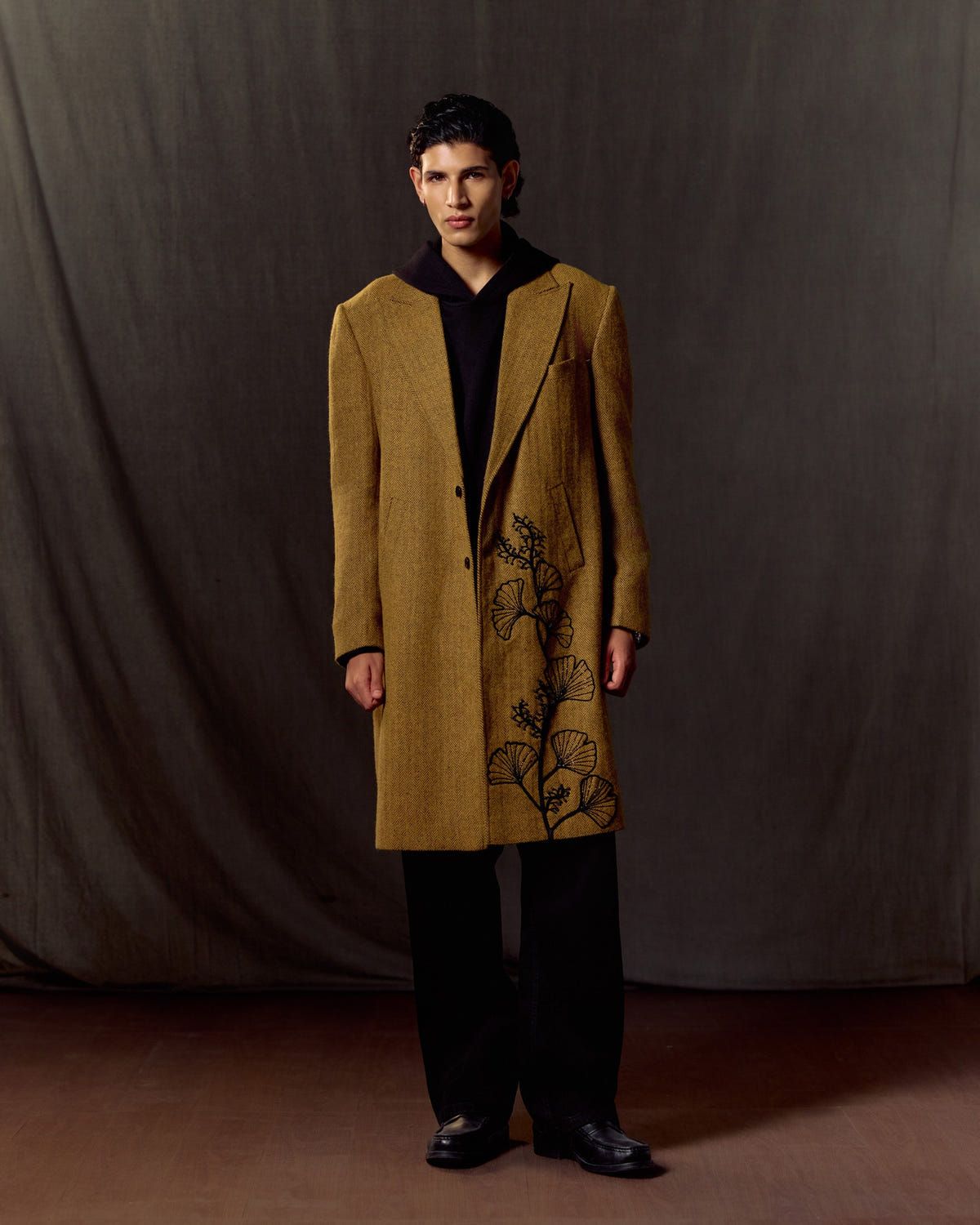 Floral embroidered Wool Overcoat - image 5