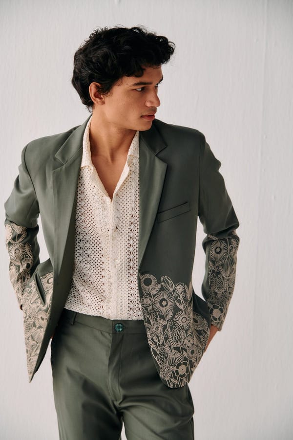 Perte D'ego — Floral embroidered blazer-Sage green