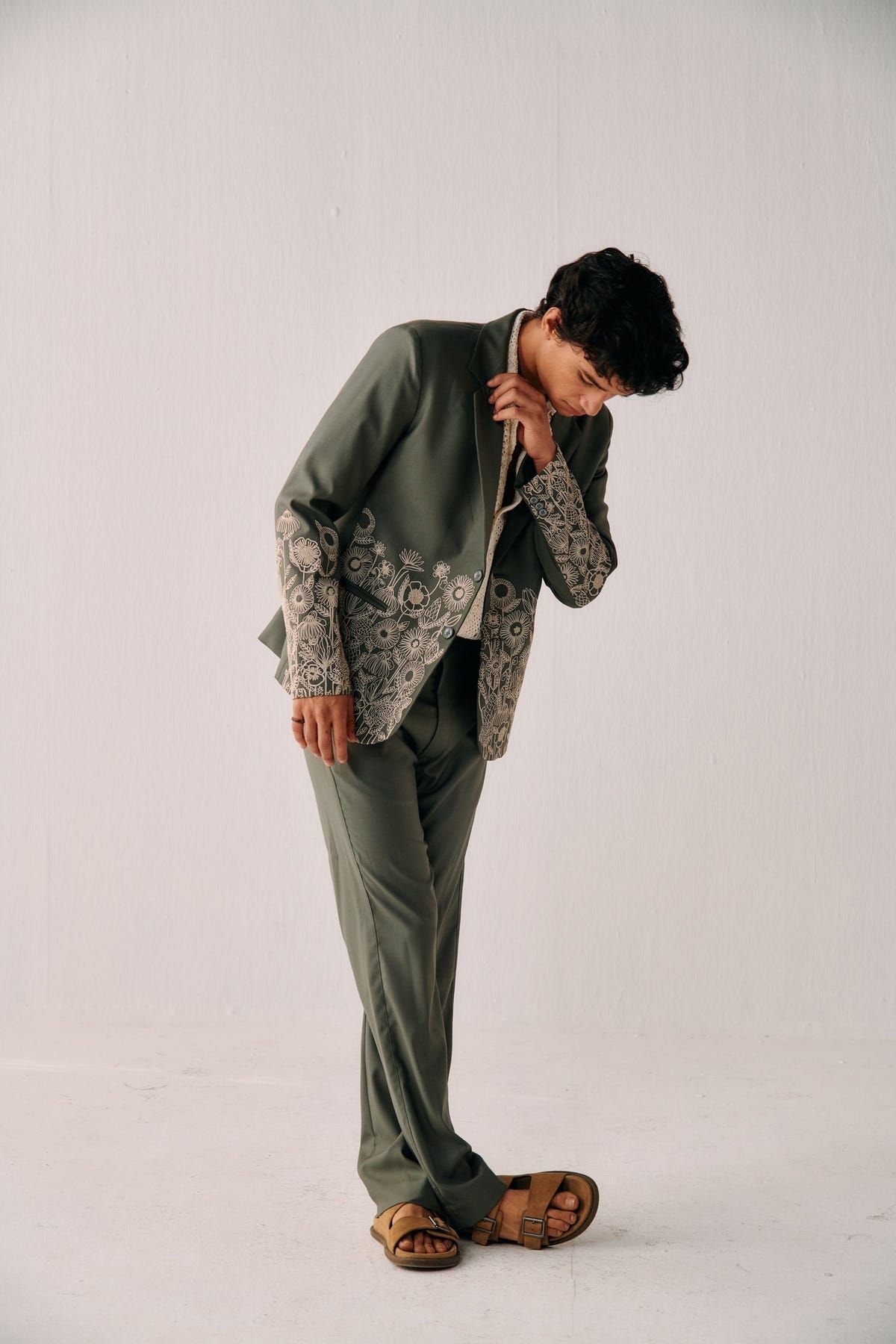 Floral embroidered blazer-Sage green - image 5