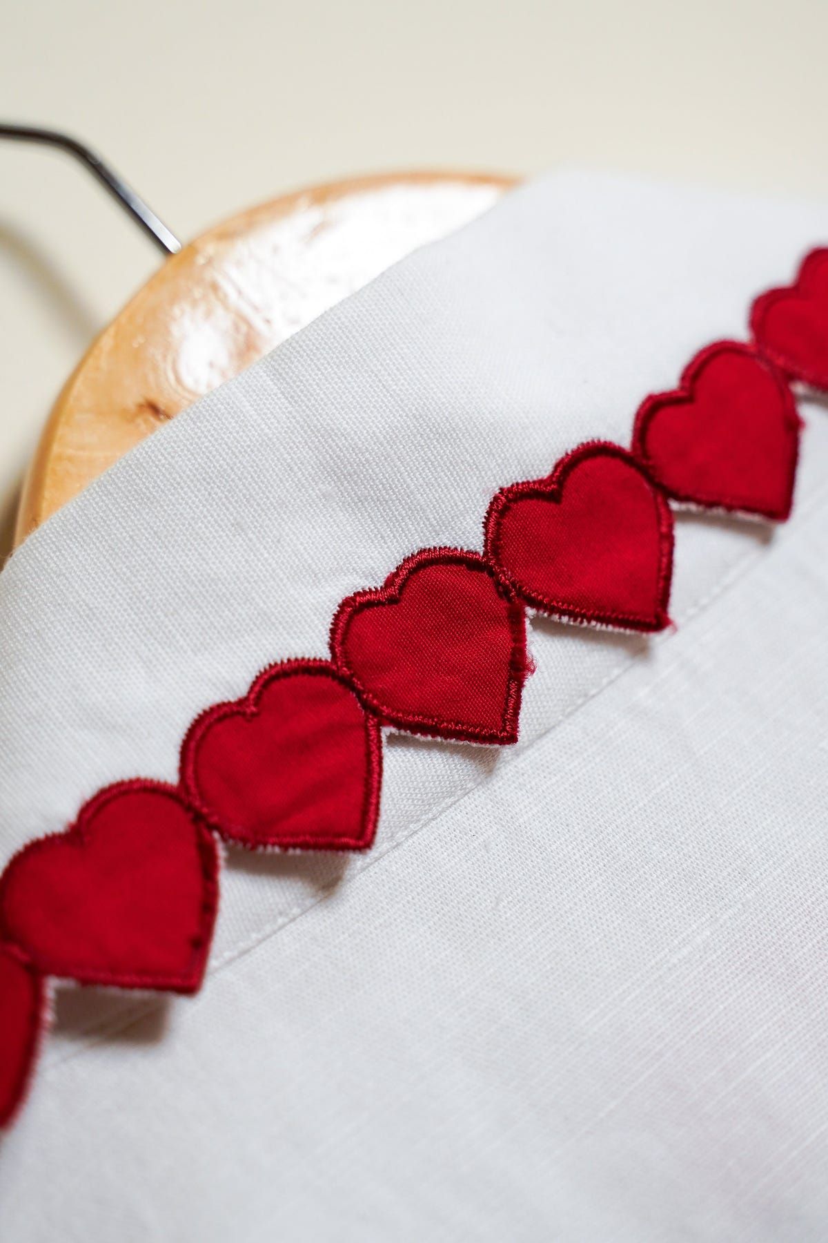 "Love locket" hand embroidered shirt - image 4