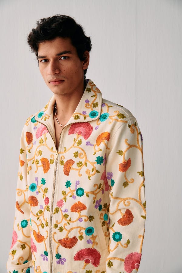 Perte D'ego — Fuzzy floral embroidered zip up jacket