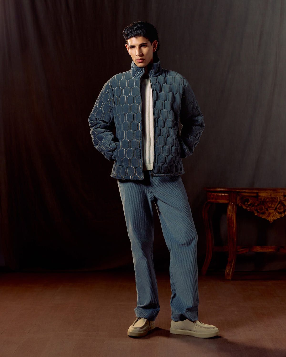 Geo-Quilted Velvet Jacket – Ice blue - image 2