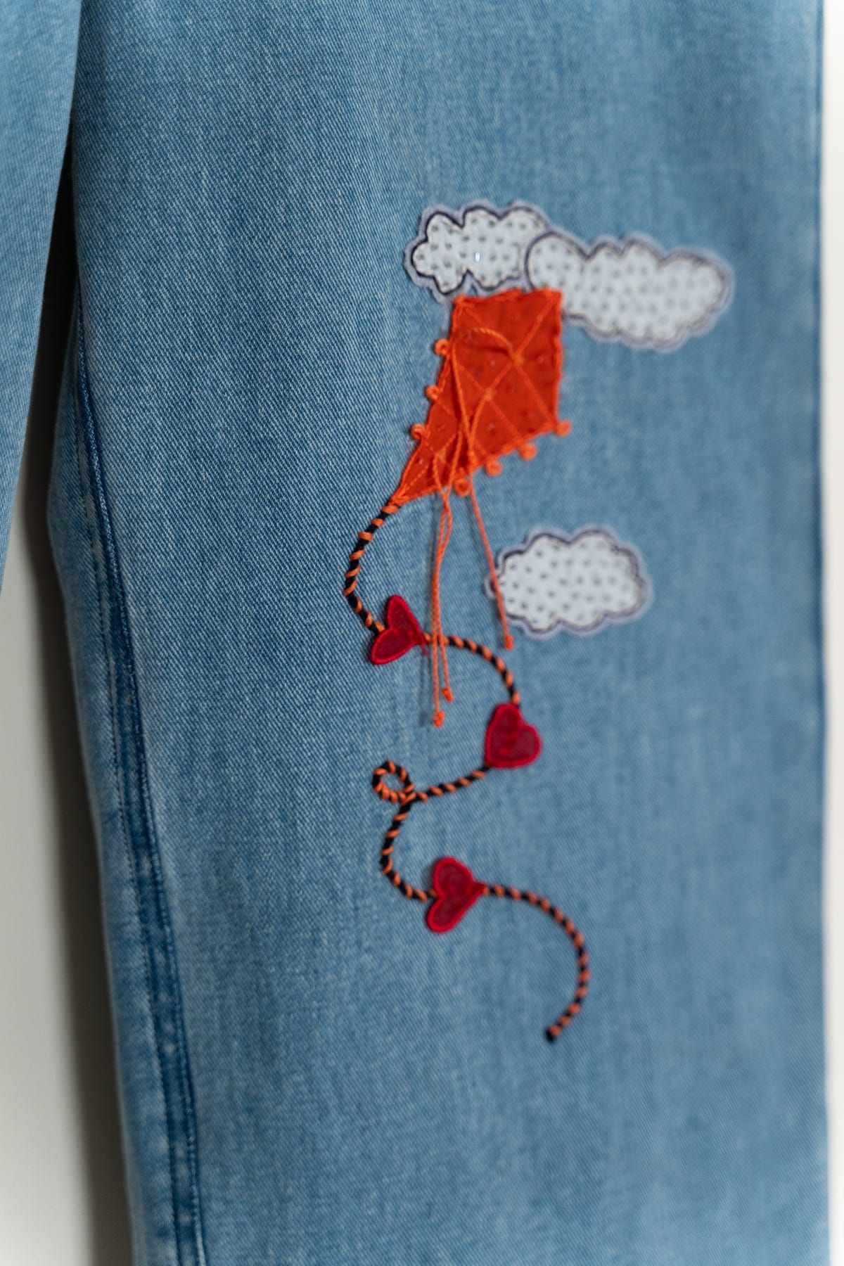 "Le scrapbook" hand embroidered straight fit jeans - image 4