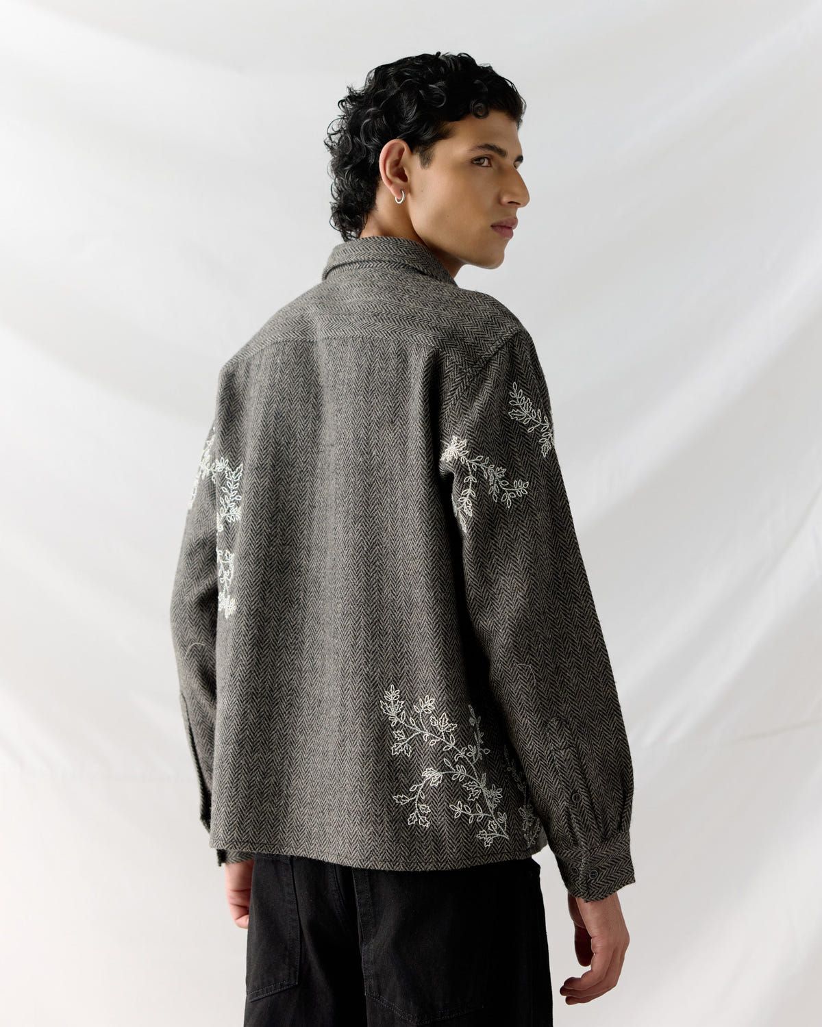 Floral wool shirt- Grey - image 3