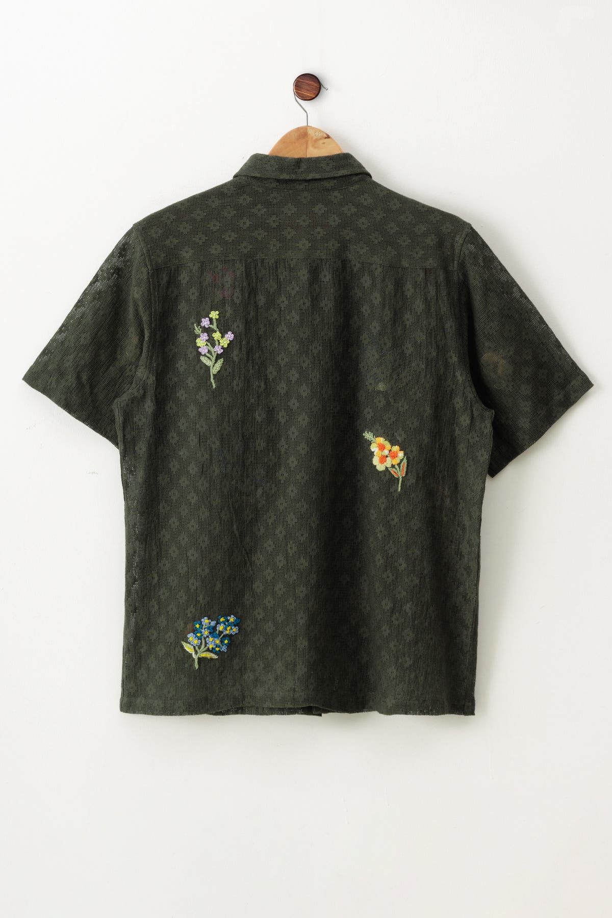 "Floral bunch" hand embroidered shirt - image 3