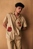 Hibiscus appliqué shirt view 3