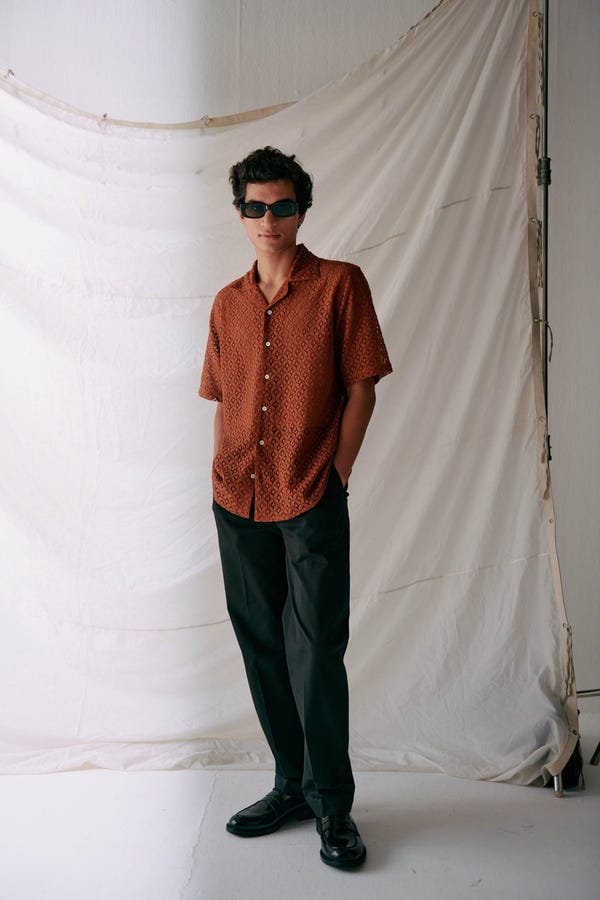 Perte D'ego — Brown lace shirt